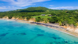 Black Sand beach'in fotoğrafı düz ve uzun ile birlikte