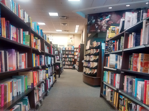 Book Store «Barnes & Noble», reviews and photos, 5301 Belt Line Rd #118, Dallas, TX 75254, USA