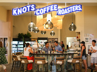 Knots Coffee Roasters. at Queen Kapiolani Hotel | Waikiki / Honolulu | Café