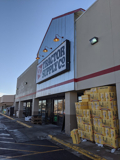 Home Improvement Store «Tractor Supply Co.», reviews and photos, 3015 S 23rd Ave, Greeley, CO 80631, USA