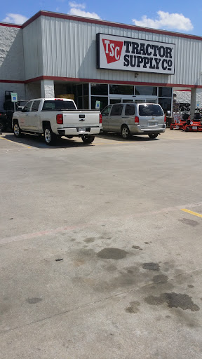 Home Improvement Store «Tractor Supply Co.», reviews and photos, 27400 Tomball Pkwy, Tomball, TX 77375, USA