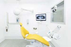 SST Clinica Odontoiatrica - Milano image