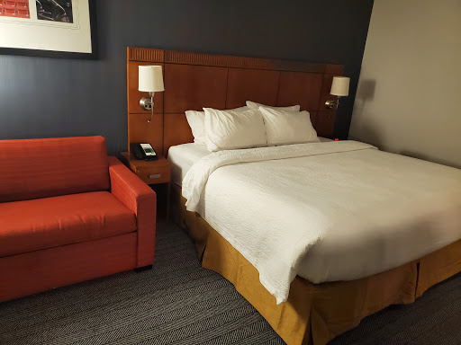 Hotel «Courtyard by Marriott Canton», reviews and photos, 4375 Metro Cir NW, North Canton, OH 44720, USA