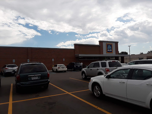 Shopping Mall «Lincoln Shopping Center», reviews and photos, 26092 Greenfield Rd, Oak Park, MI 48237, USA