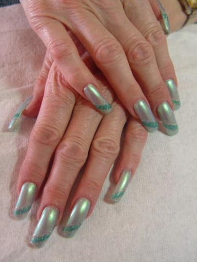 Hair Salon «Wingard Salon», reviews and photos, 805 S Neil St, Champaign, IL 61820, USA