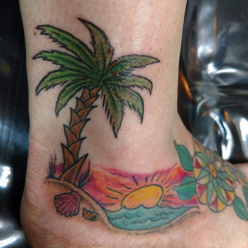 Tattoo Shop «Gulf Coast Professional Tattoo», reviews and photos, 10442 Front Beach Rd, Panama City Beach, FL 32407, USA