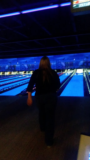 Restaurant «Blue Steel Grill & Cafes /Steel Valley Bowling Center», reviews and photos, 450 Elaine St, Weirton, WV 26062, USA