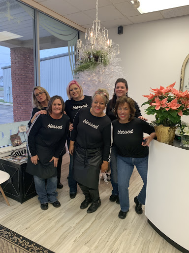 Hair Salon «On the Avenue Salon», reviews and photos, 2018 E 38th St, Erie, PA 16515, USA