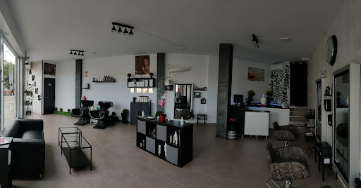 Peluquería Aries - Peluquería y Estética en Valmojado en Valmojado, Toledo