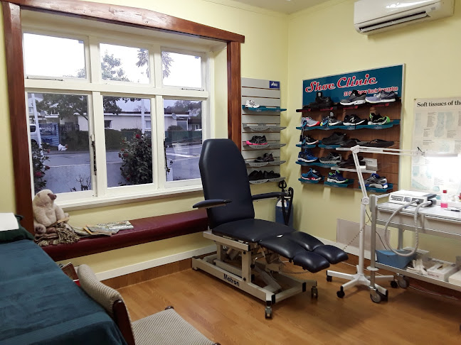 Reviews of Christopher Gates Podiatrist in Nelson - Doctor