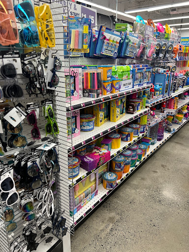 Variety Store «Five Below», reviews and photos, 13005 Lee Jackson Memorial Hwy, Fairfax, VA 22033, USA