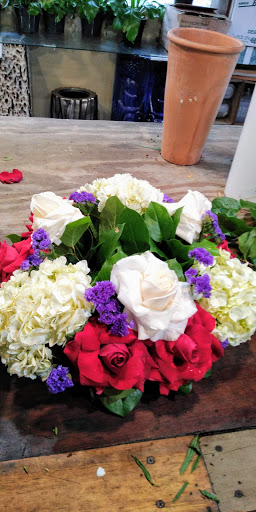 Florist «Tanglewood Flowers & Garden», reviews and photos, 5518 Dolores St, Houston, TX 77056, USA