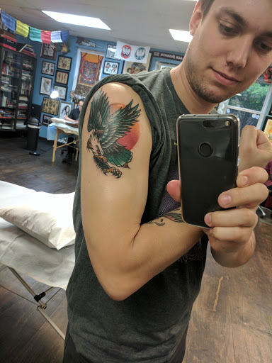 Tattoo Shop «Brightside Tattoo Shop - Baltimore», reviews and photos, 1130 Light St, Baltimore, MD 21230, USA