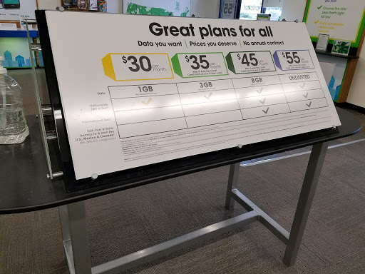 Cell Phone Store «Cricket Wireless Authorized Retailer», reviews and photos, 1240 Ken Pratt Blvd, Longmont, CO 80501, USA