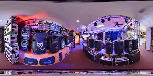 DJ Custom Audio image