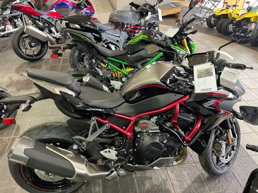 Motorcycle Dealer «Freedom Powersports Canton», reviews and photos, 645 Riverstone Pkwy, Canton, GA 30114, USA