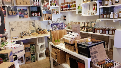 La Petite Curieuse à Uzès