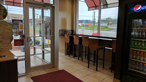 Donut Shop «Honey Dew Donuts», reviews and photos, 130 Newbury St, Peabody, MA 01960, USA