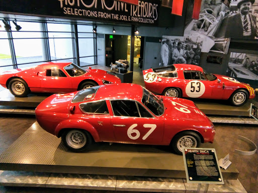 Car Dealer «Tamiami Ford», reviews and photos, 1471 Airport Pulling Rd N, Naples, FL 34104, USA