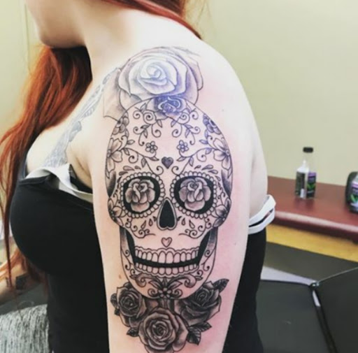 Tattoo Shop «C&L Tattoo Studio and Body Piercing», reviews and photos, 4807 Mahoning Ave, Warren, OH 44483, USA