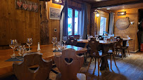 Atmosphère du Restaurant français La Casserole à Val-d'Isère - n°13