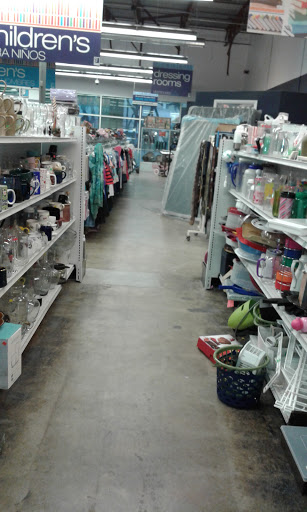 Thrift Store «Goodwill Central Texas - Dripping Springs», reviews and photos, 100 Commons Rd #2, Dripping Springs, TX 78620, USA