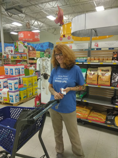 Pet Supply Store «PetSmart», reviews and photos, 475 Bank St, Waterbury, CT 06708, USA