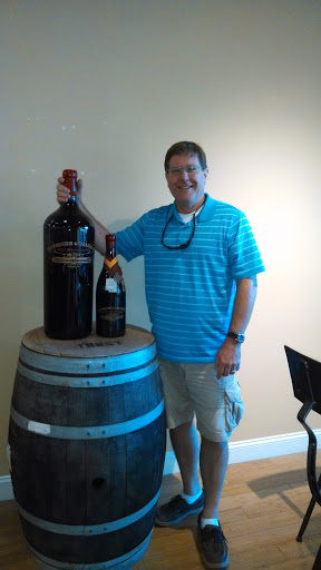 Winery «Stephen & Walker Winery», reviews and photos, 243 Healdsburg Ave, Healdsburg, CA 95448, USA