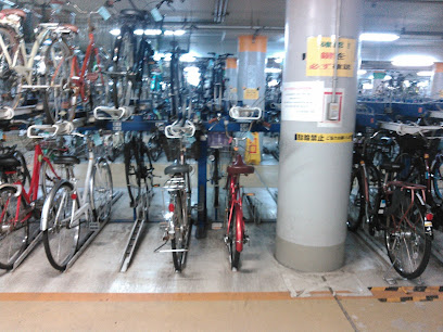 アロマ地下自転車駐車場
