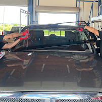 Mobil 1 Autoglass - Photo 2 - Car repair in Laredo, TX, Laredo