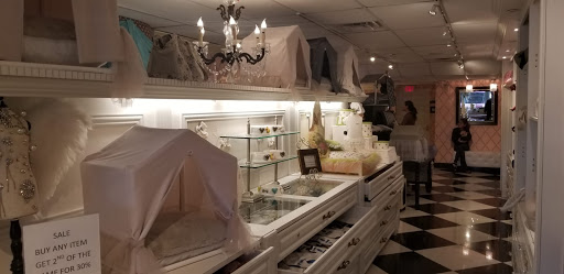 Pet Store «Puppy Boutique Store», reviews and photos, 4001 N Federal Hwy, Fort Lauderdale, FL 33308, USA