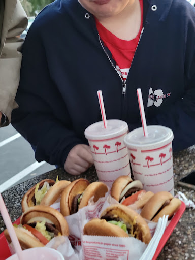 In-N-Out Burger image