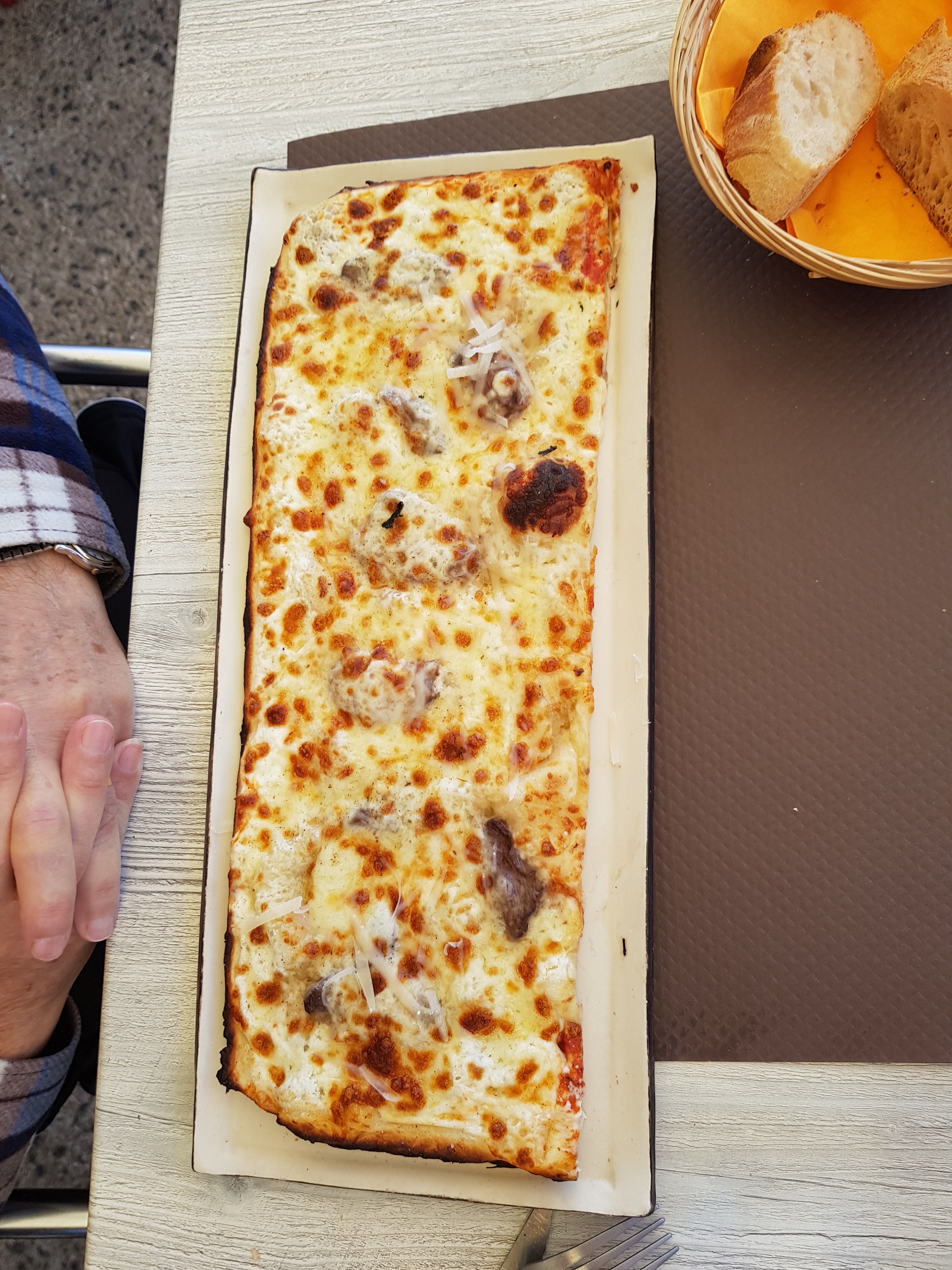 Photo n° 5 de l'avis de comblet.y fait le 21/03/2019 à 12:20