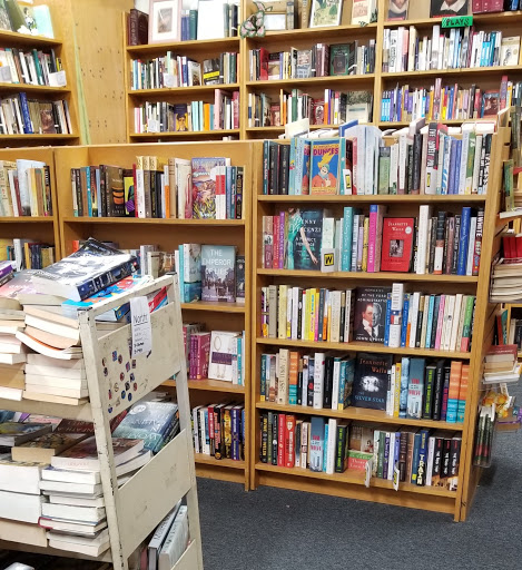Book Store «$10 Or Less Bookstore», reviews and photos, 8978 Tampa Ave, Northridge, CA 91324, USA