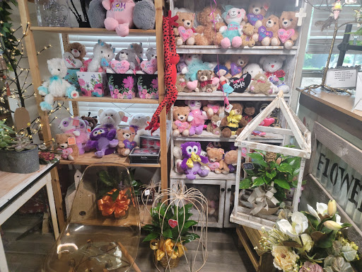 Roanoke Florist, 500 US-377, Roanoke, TX 76262, USA, 