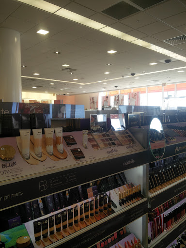 Hair Salon «Ulta Beauty», reviews and photos, 6805 Mills Civic Pkwy #110, West Des Moines, IA 50266, USA