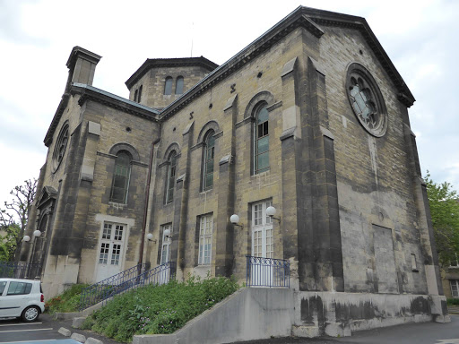 Les cliniques psychiatriques publiques Paris