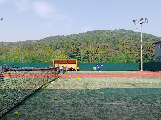 Hannam Tennis Court