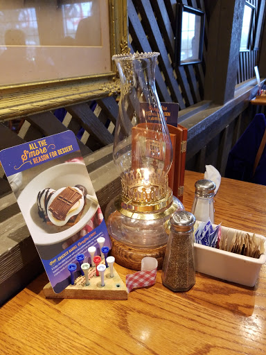 American Restaurant «Cracker Barrel Old Country Store», reviews and photos, 475 Rivers Edge Dr, Milford, OH 45150, USA