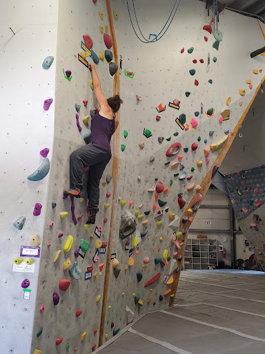 Gym «Gold Crush Climbing Gym», reviews and photos, 124 Clydesdale Ct d, Grass Valley, CA 95945, USA