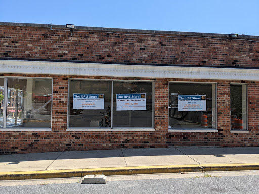 Shipping and Mailing Service «The UPS Store», reviews and photos, 4423 Lehigh Rd, College Park, MD 20740, USA