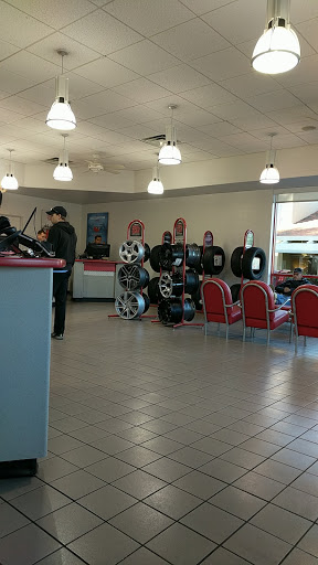 Discount Tire image