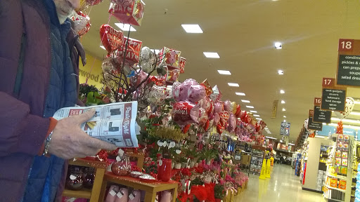 Grocery Store «Safeway», reviews and photos, 10223 Gravelly Lake Dr SW, Lakewood, WA 98499, USA