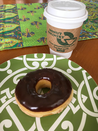 Donut Shop «Donut Country», reviews and photos, 1311 Memorial Blvd, Murfreesboro, TN 37129, USA