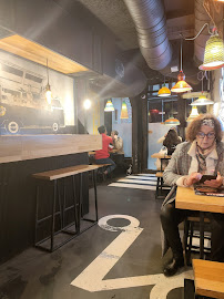 Atmosphère du Restauration rapide Pitaya Thaï Street Food à Paris - n°10