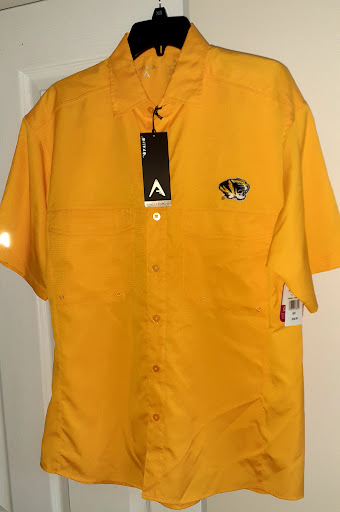 Sporting Goods Store «Academy Sports + Outdoors», reviews and photos, 14260 Manchester Rd, Manchester, MO 63011, USA