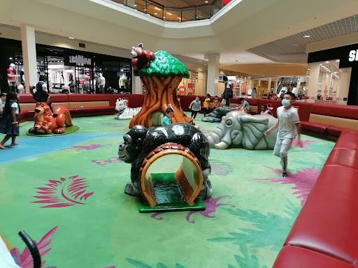 Shopping Mall «North Riverside Park Mall», reviews and photos, 7501 W Cermak Rd, N Riverside, IL 60546, USA