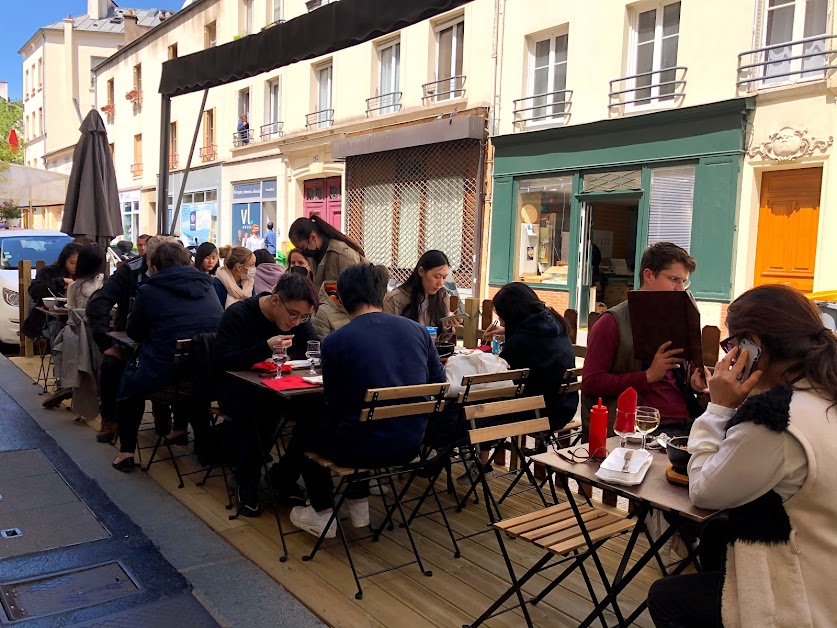 Kakdougui à Paris (Paris 75)