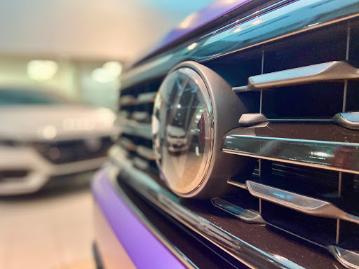 Volkswagen Dealer «Gurnee Volkswagen», reviews and photos, 6301 W Grand Ave, Gurnee, IL 60031, USA