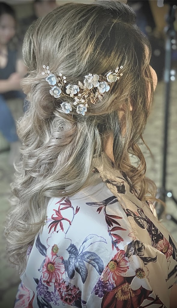 Blanca Hair and Makeup 95624